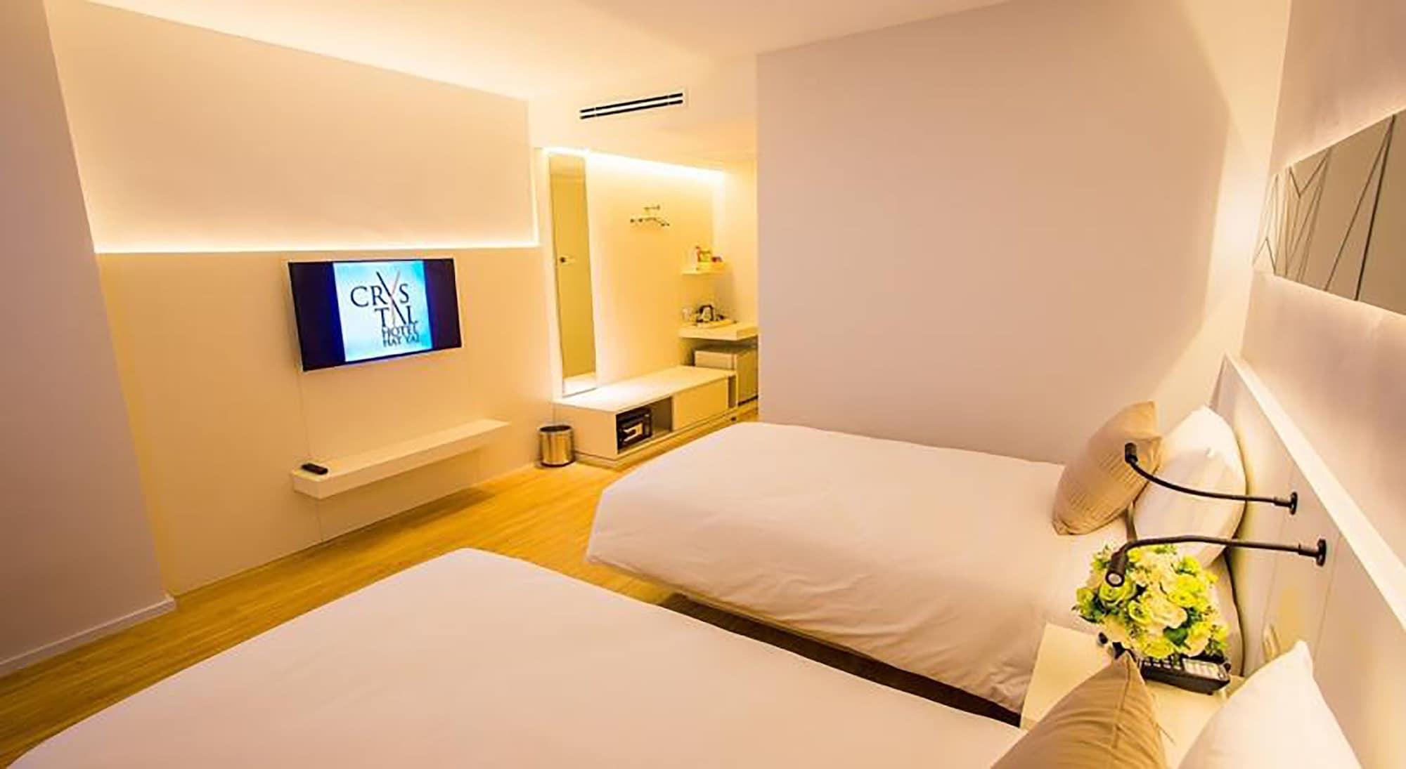 Crystal Hotel Hat Yai Exterior photo