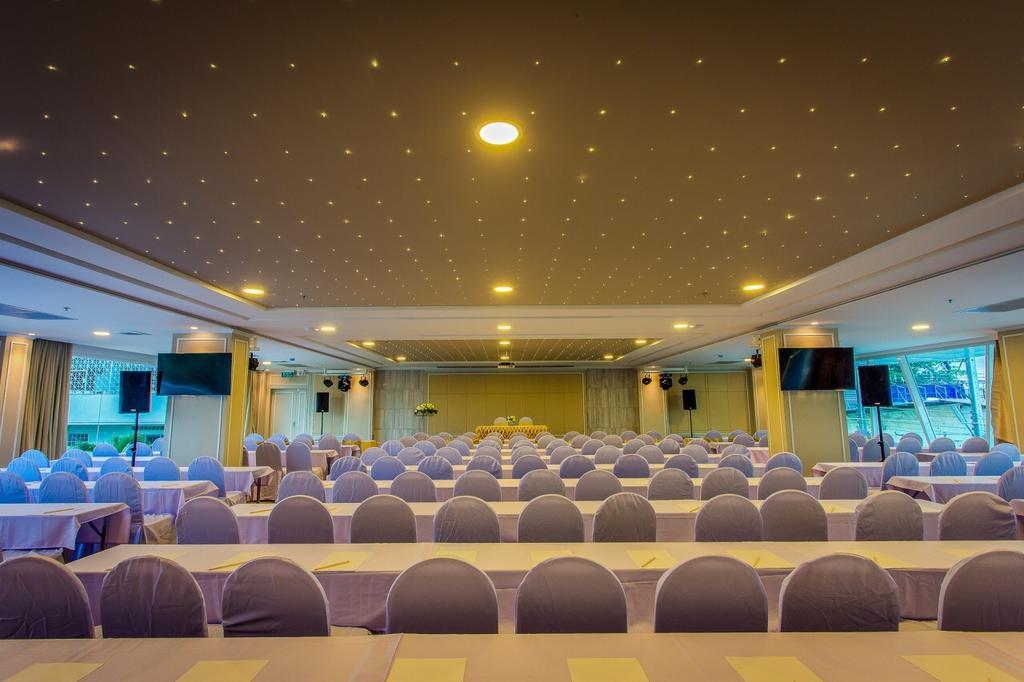 Crystal Hotel Hat Yai Exterior photo