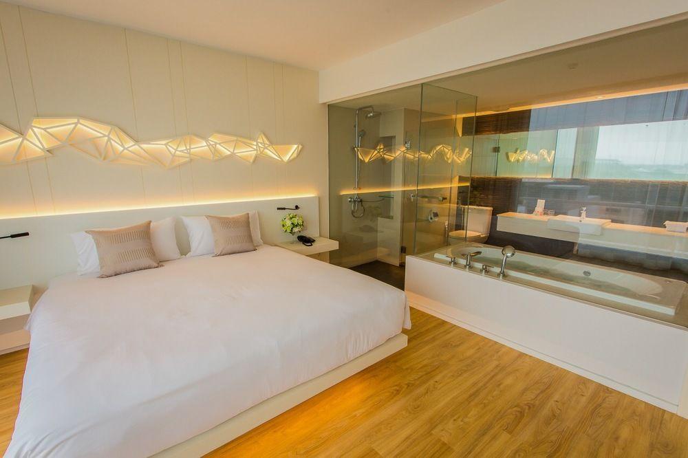 Crystal Hotel Hat Yai Exterior photo