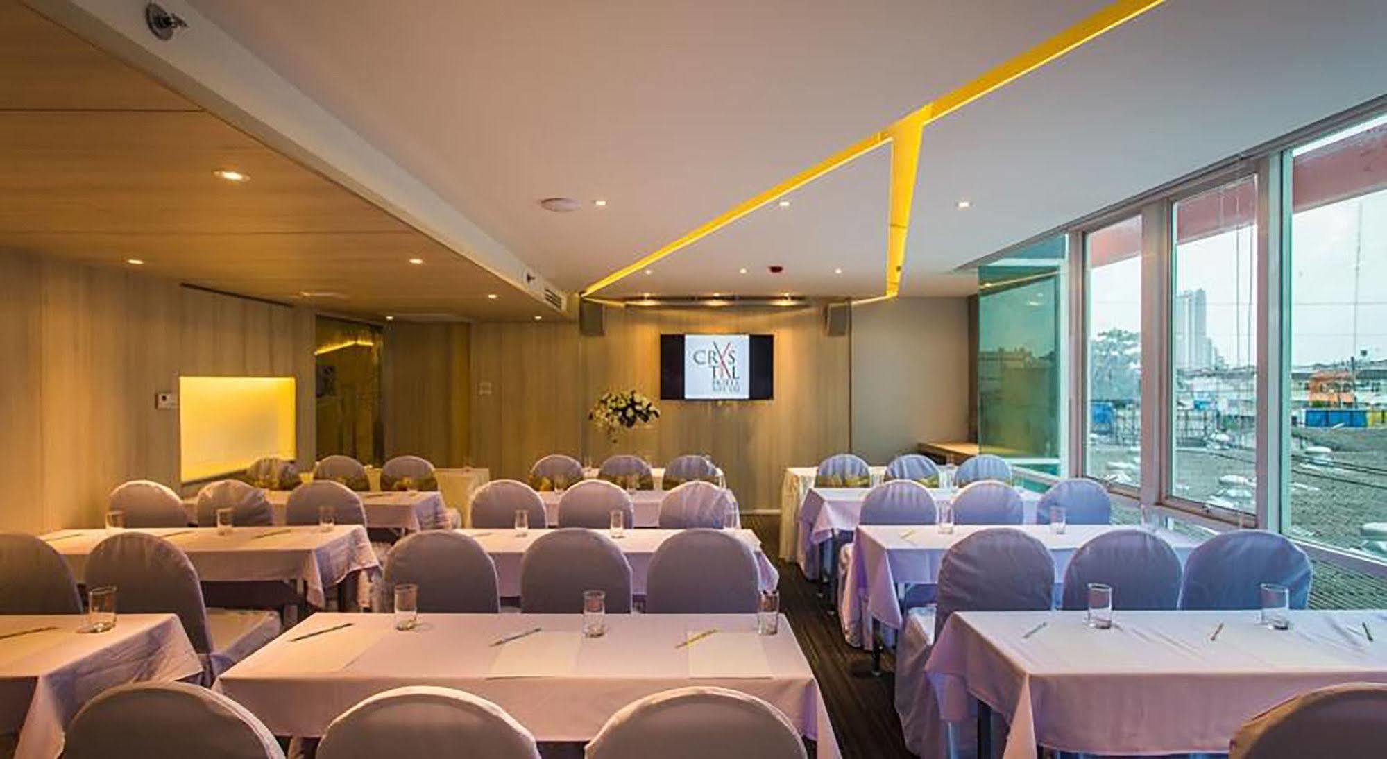 Crystal Hotel Hat Yai Exterior photo