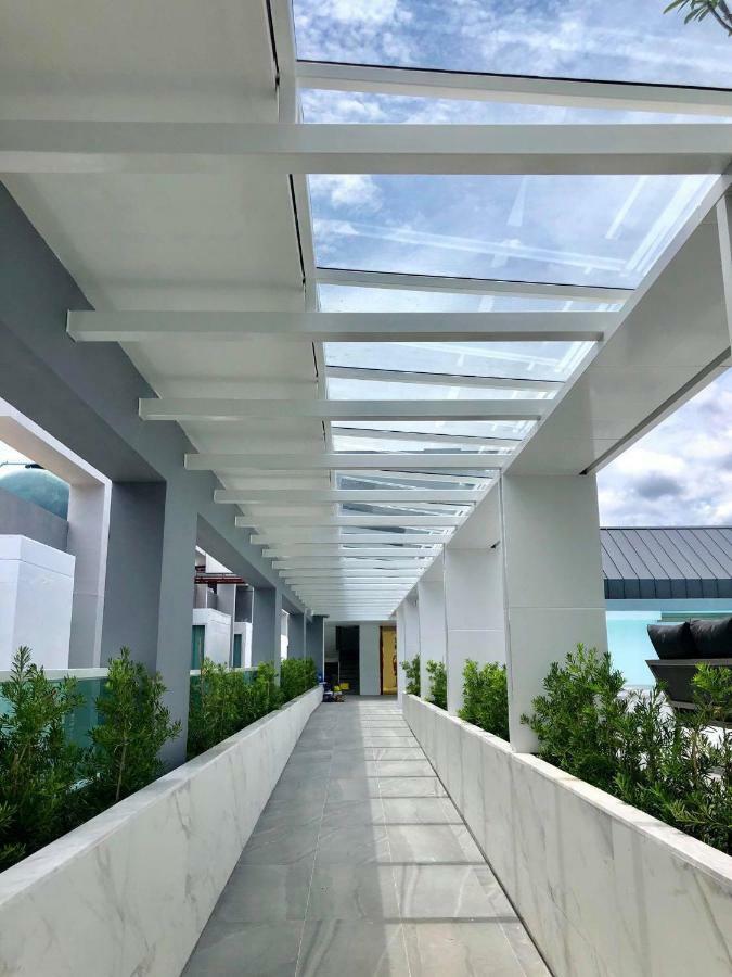 Crystal Hotel Hat Yai Exterior photo